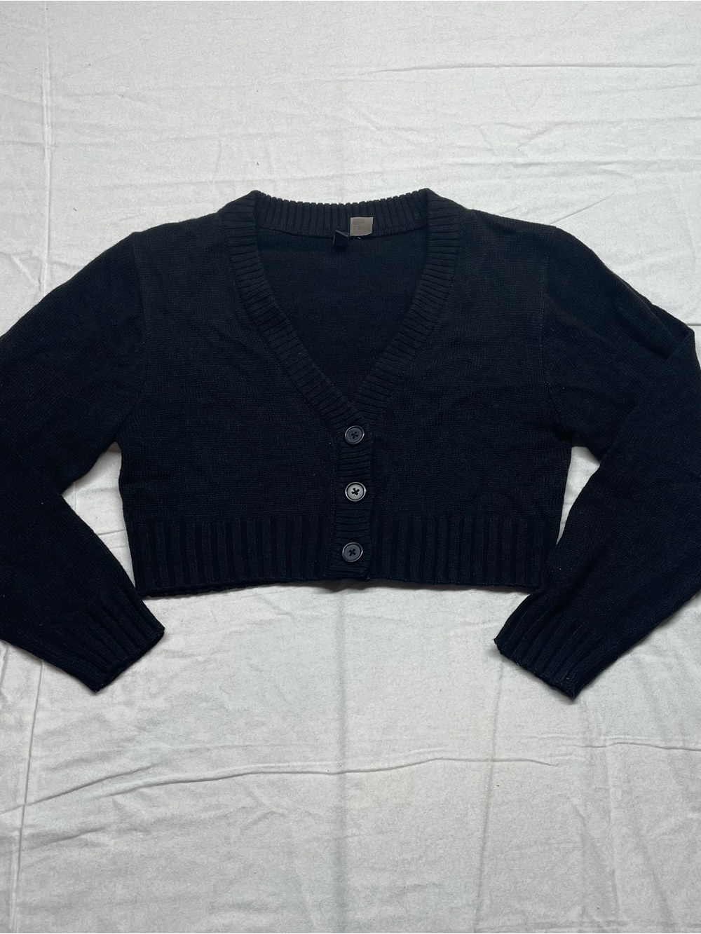 H&M Black Cropped V-Neck Button Cardigan